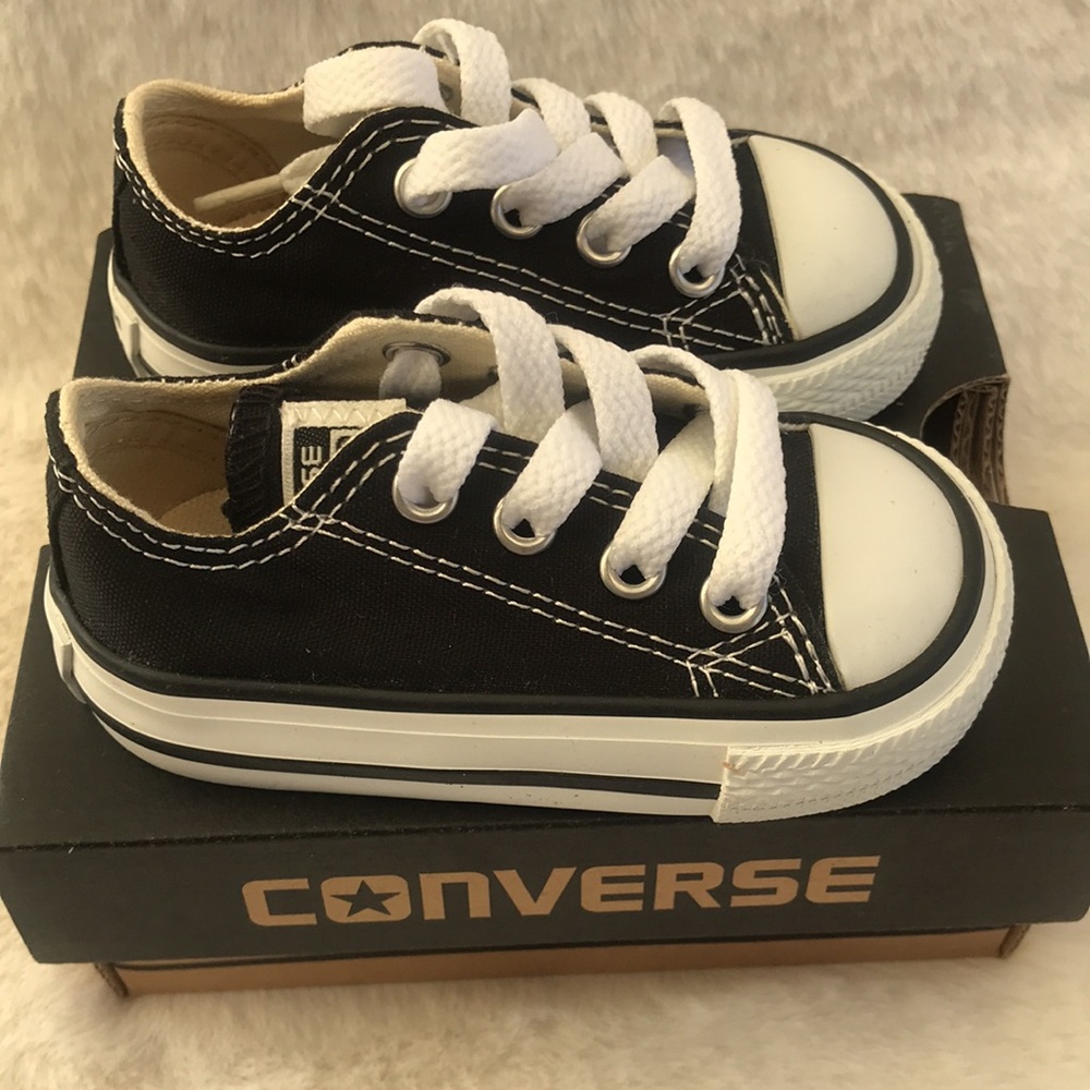 Converse Chuck Taylor All Star Baby and Toddlers  Size 3 Black Color